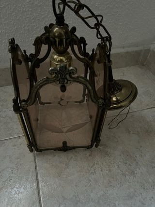 Lampara antigua dorada con cristal