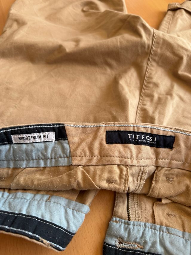 Pantalones cortos chinos beige