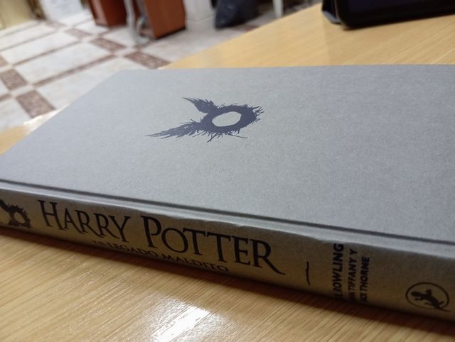 Harry Potter. LIBRO MUY BARATO. NUEVO