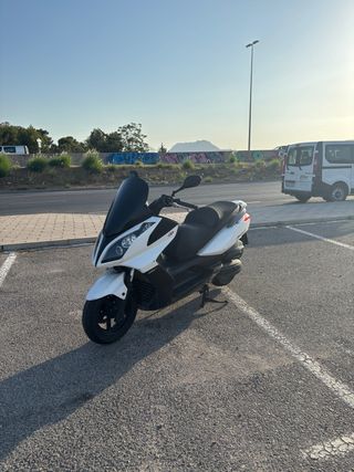 Kymco Superdink 125 - Scooter