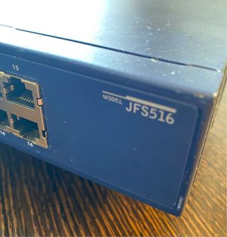 Netgear JFS516 - 2 Switches 16 puertos