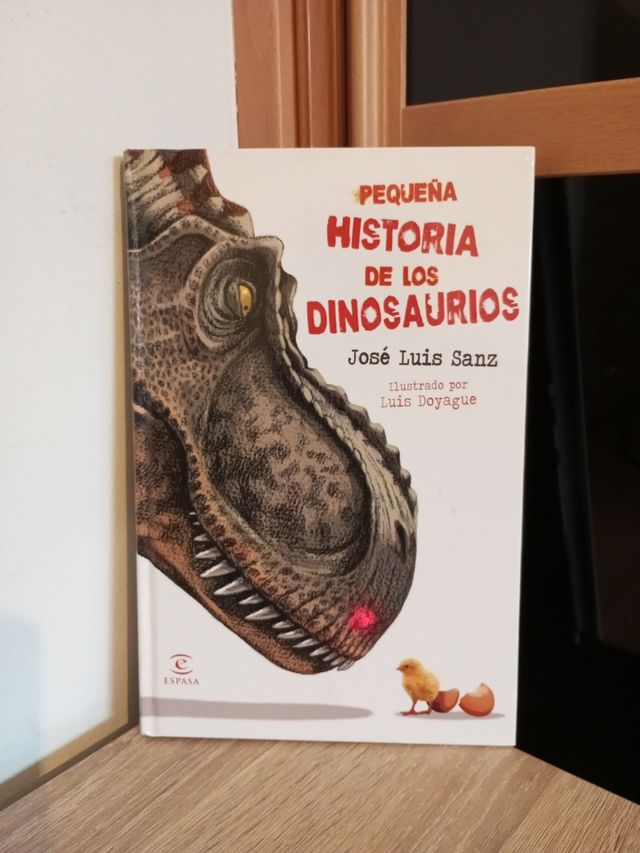 Pequeña historia de los dinosaurios