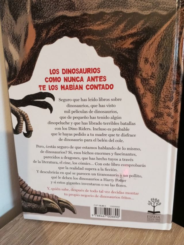 Pequeña historia de los dinosaurios