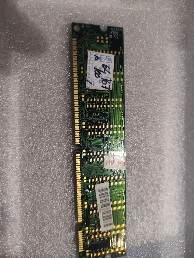 SDRAM 64MB 168 pines