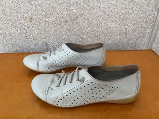 zapatos 38 blanco roto