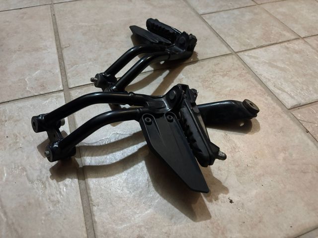 Pedane post. KTM Duke 125/200/390