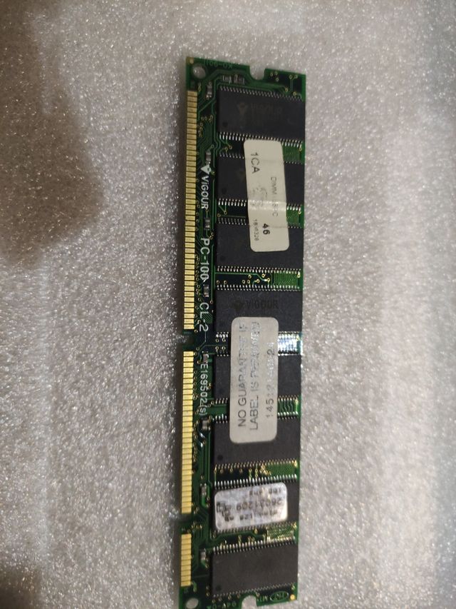 Módulo SDRAM VIGOUR 128MB PC100