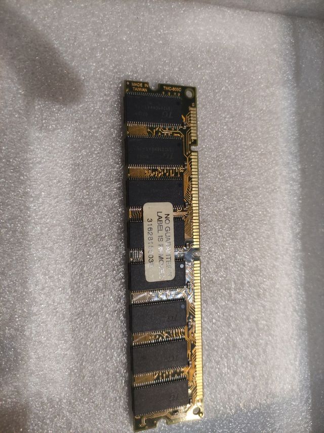SDRAM 256MB PC133 168pin
