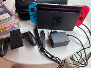 Nintendo Switch Azul-Rojo