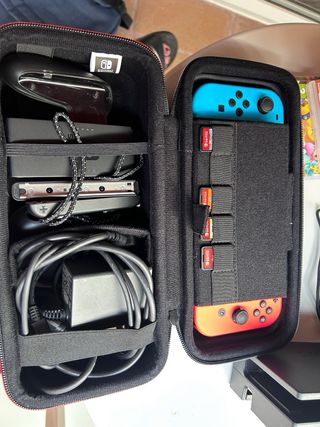 Nintendo Switch Azul-Rojo