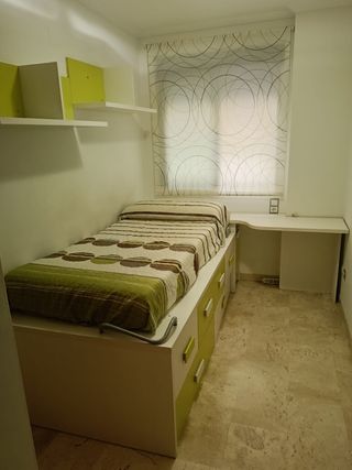Cama juvenil con cajones y escritorio