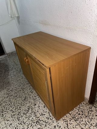 Armadio scarpiera in legno marrone