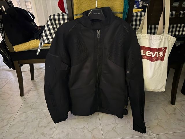 Conjunto moto Dainese negro