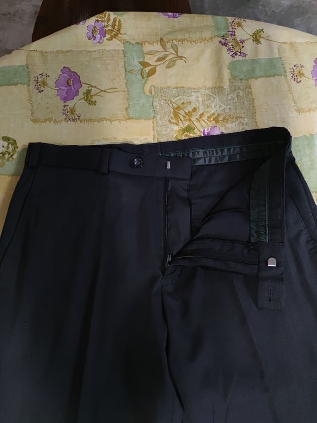 Pantalón Pinza Negro C&A Talla 40