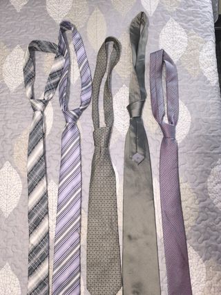 5 Corbatas Gris y Morado