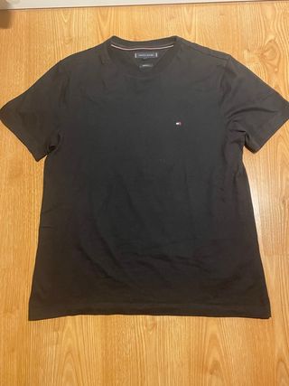 Camiseta Tommy Hilfiger negra M