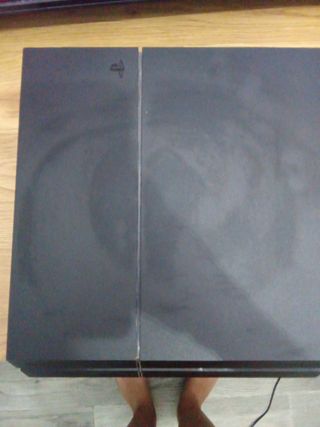 PS4 (PlayStation 4) negra
