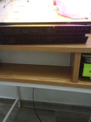 PS4 (PlayStation 4) negra