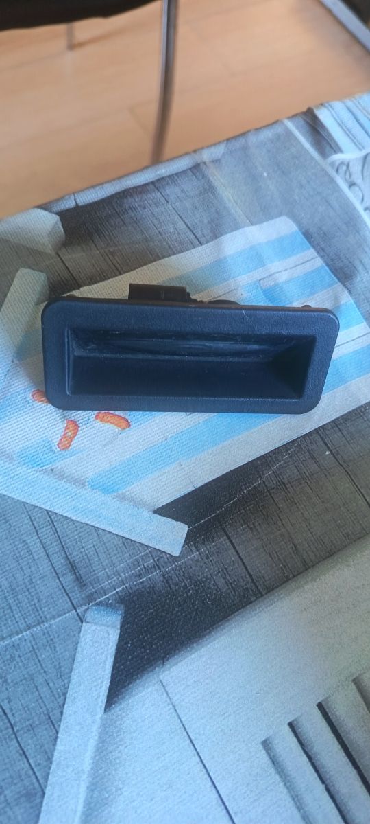 Pulsador maletero original ford kuga