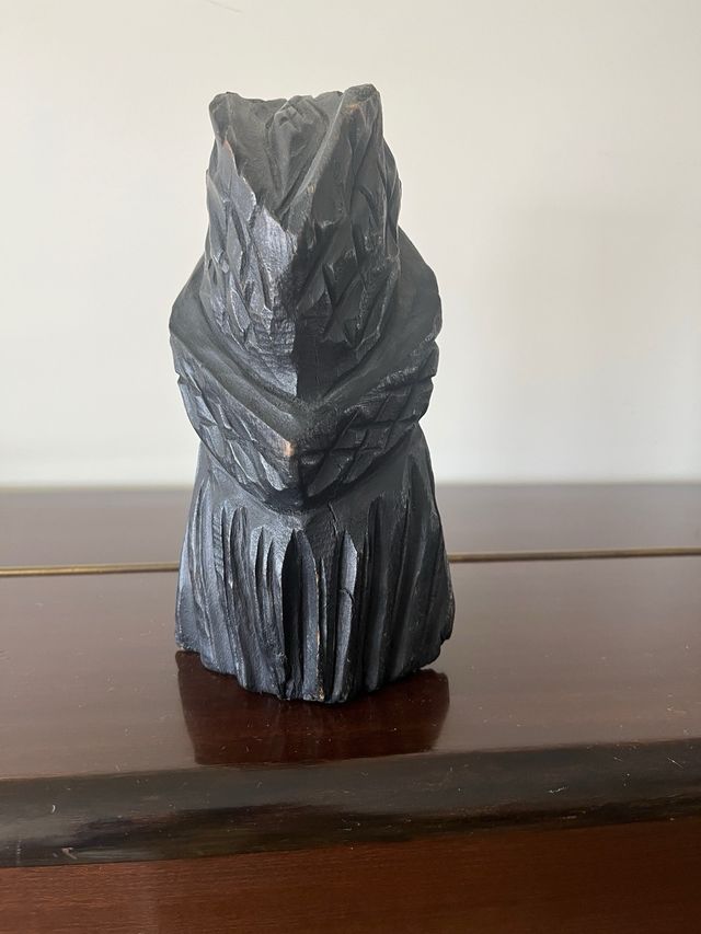 Escultura cabeza madera tallada