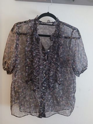 Blusa Zara floral M - nueva
