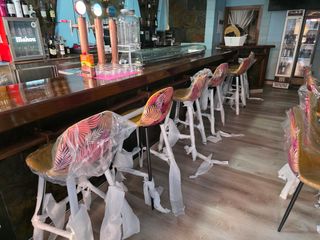 Mesas y sillas restaurante , bares  etc.