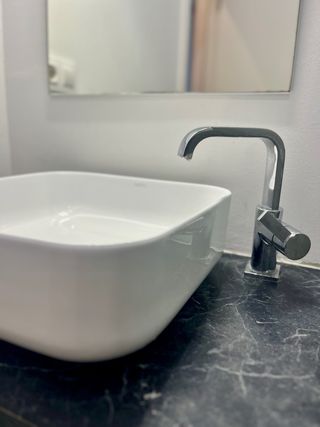 Encimera con lavabo + espejo c/luz