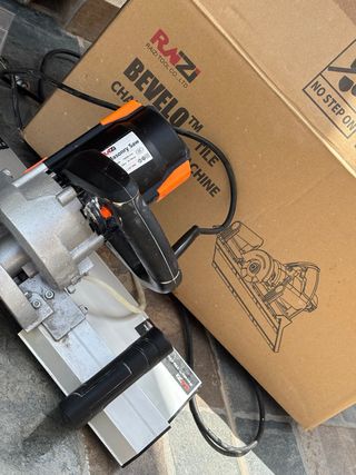 Sierra ingletadora para azulejos RNZI - 1200W