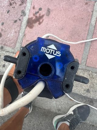 Motores persianas eléctricas Motus AM11516 