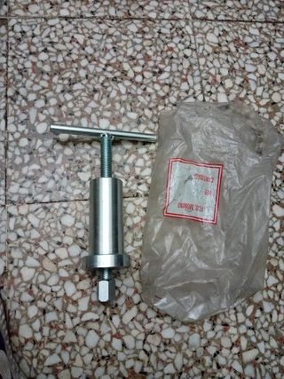 Extractor de cigüeñal moto