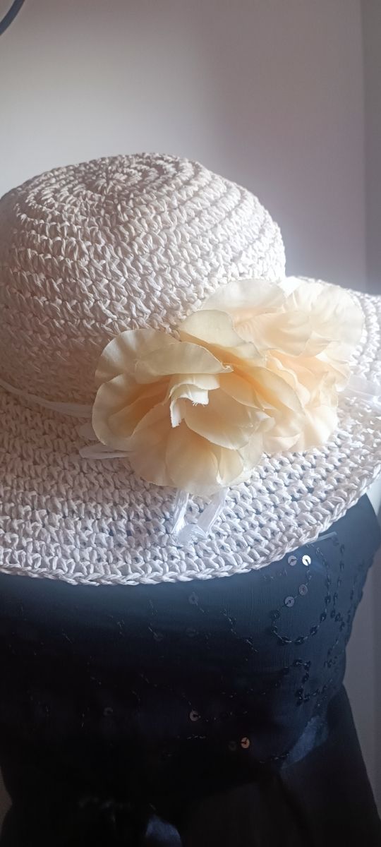 Cappello paglia bianco fiore beige