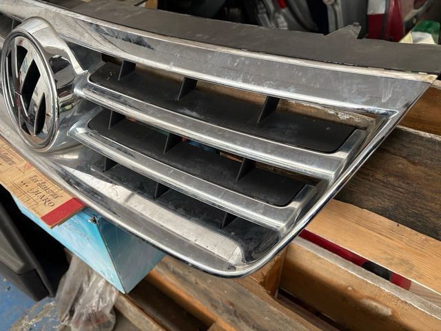 Parrilla VW Touareg Original 