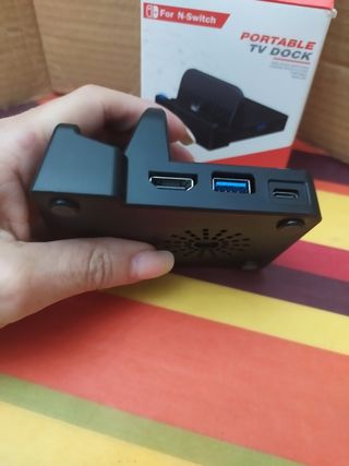 Switch dock. Base carga portátil Nintendo Switch