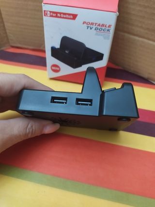 Switch dock. Base carga portátil Nintendo Switch