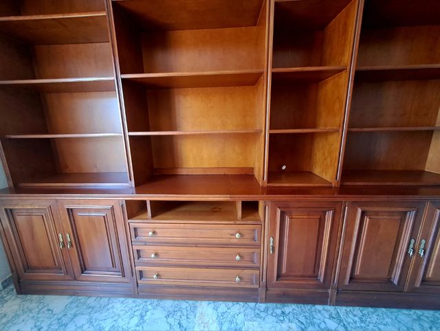 Mueble librería maciza