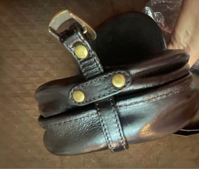 Borsa a tracolla in pelle nera