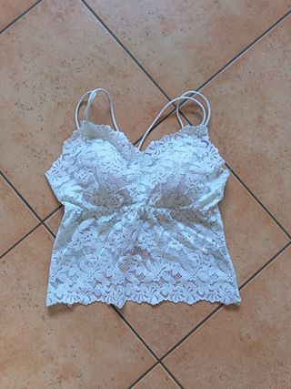 Top pizzo bianco