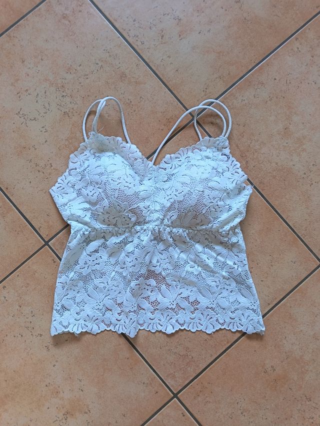Top pizzo bianco