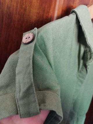 Vestido verde de algodón y lino