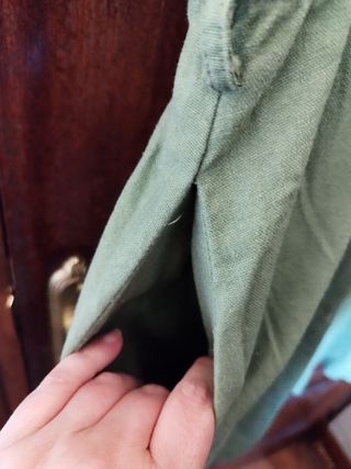 Vestido verde de algodón y lino