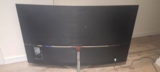Televisor SmartTV 65 pulgadas 4K QLED CurvoSamsung