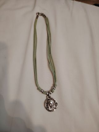 Gargantilla plata 925 y 4 cordones de piel verdes