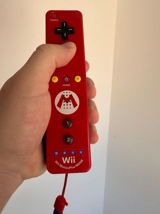 Edición limitada de Mario con Wii MotionPlus
