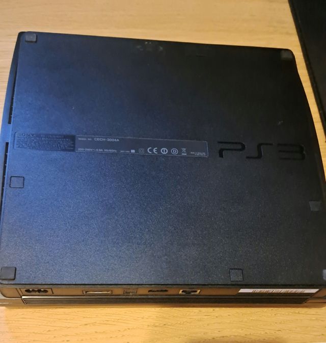 Playstation 3 Slim PS3 160GB Completa di Scatola