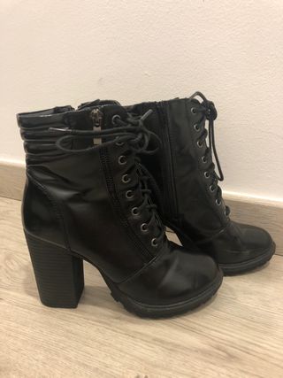 Botines negros tacón alto