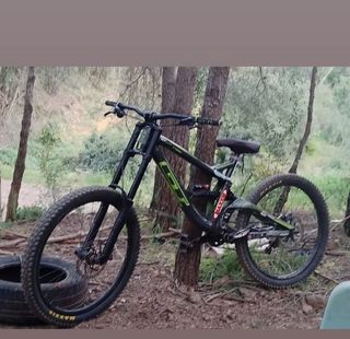 GT Fury 2018 - Bicicleta Descenso