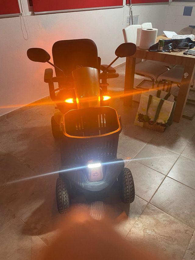 Scooter eléctrica para mayores