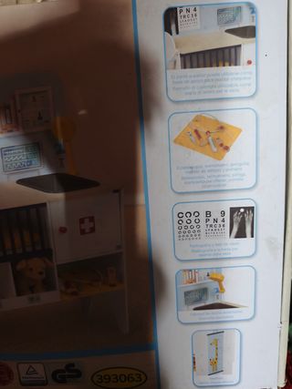 Clínica Veterinaria Infantil de Madera