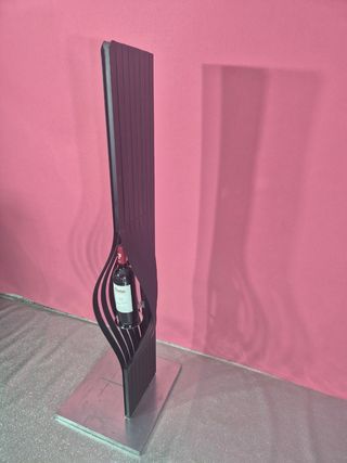 Mueble expositor metal negro-plata