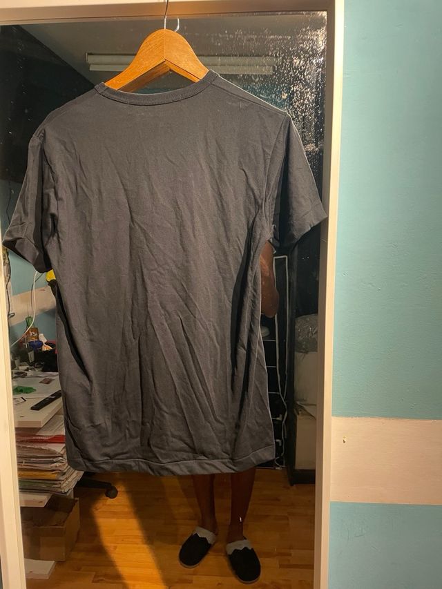 Camiseta CDG (Comme des Garçons) negra